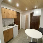 Apartment сучасна в центрі львова на вулиці лесі українки 19 Lviv