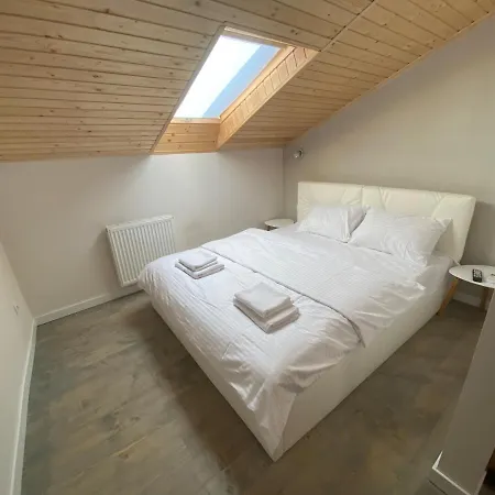 у центрі львова на вулиці лесі українки 19 11 Львов