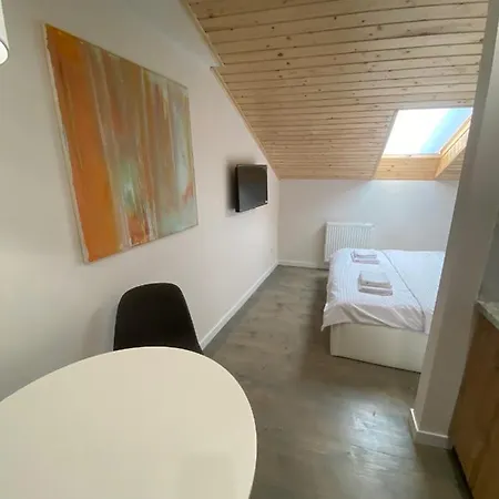 у центрі львова на вулиці лесі українки 19 11 * Львов