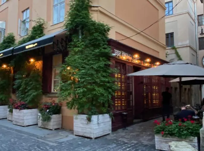 сучасна в центрі львова на вулиці лесі українки 19 Apartment Lviv