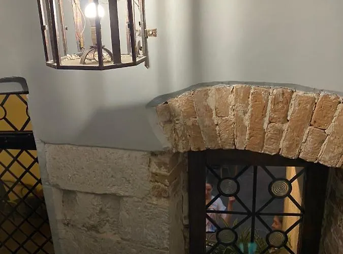 Apartment сучасна в центрі львова на вулиці лесі українки 19 Lemberg