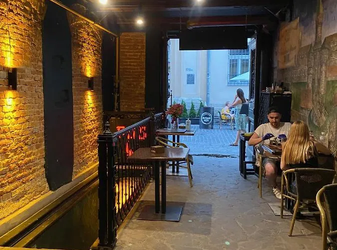 сучасна в центрі львова на вулиці лесі українки 19 Lviv